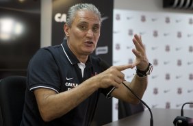 Ultima entrevista coletiva do tcnico Tite aps o treino desta manh no CT Joaquim Grava, no Parque Ecolgico do Tiete. O prximo jogo da equipe ser amanh, sbado, dia 07/12, contra o Nautico/PE, na Arena Pernambuco, vlido pela 38 rodada do Campeonato Brasileiro de 2013