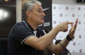 Ultima entrevista coletiva do tcnico Tite aps o treino desta manh no CT Joaquim Grava, no Parque Ecolgico do Tiete. O prximo jogo da equipe ser amanh, sbado, dia 07/12, contra o Nautico/PE, na Arena Pernambuco, vlido pela 38 rodada do Campeonato Brasileiro de 2013