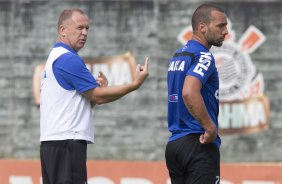 Durante o treino desta manh no CT Joaquim Grava, zona leste de So Paulo. O prximo jogo da equipe ser dia 19/01, contra a Portuguesa, no estdio do Caninde, jogo vlido pela primeira rodada do Campeonato Paulista 2014