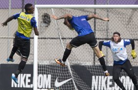 Durante o treino desta manh no CT Joaquim Grava, zona leste de So Paulo. O prximo jogo da equipe ser dia 19/01, contra a Portuguesa, no estdio do Caninde, jogo vlido pela primeira rodada do Campeonato Paulista 2014