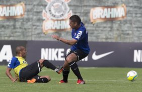 Durante o treino desta manh no CT Joaquim Grava, zona leste de So Paulo. O prximo jogo da equipe ser dia 19/01, contra a Portuguesa, no estdio do Caninde, jogo vlido pela primeira rodada do Campeonato Paulista 2014