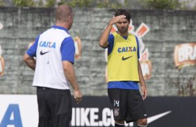 Durante o treino desta manh no CT Joaquim Grava, zona leste de So Paulo. O prximo jogo da equipe ser dia 19/01, contra a Portuguesa, no estdio do Caninde, jogo vlido pela primeira rodada do Campeonato Paulista 2014