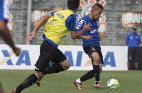 Durante o treino desta manh no CT Joaquim Grava, zona leste de So Paulo. O prximo jogo da equipe ser dia 19/01, contra a Portuguesa, no estdio do Caninde, jogo vlido pela primeira rodada do Campeonato Paulista 2014