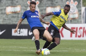 Durante o treino desta manh no CT Joaquim Grava, zona leste de So Paulo. O prximo jogo da equipe ser dia 19/01, contra a Portuguesa, no estdio do Caninde, jogo vlido pela primeira rodada do Campeonato Paulista 2014