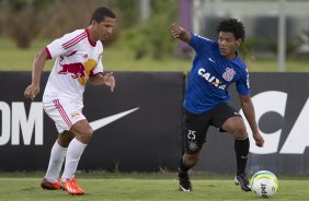 Durante o jogo treino contra o Red Bull esta tarde no CT Joaquim Grava, zona leste de So Paulo. O prximo jogo da equipe ser dia 19/01, contra a Portuguesa, no estdio do Caninde, jogo vlido pela primeira rodada do Campeonato Paulista 2014