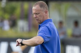 Durante o jogo treino contra o Red Bull esta tarde no CT Joaquim Grava, zona leste de So Paulo. O prximo jogo da equipe ser dia 19/01, contra a Portuguesa, no estdio do Caninde, jogo vlido pela primeira rodada do Campeonato Paulista 2014