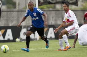 Durante o jogo treino contra o Red Bull esta tarde no CT Joaquim Grava, zona leste de São Paulo. O próximo jogo da equipe será dia 19/01, contra a Portuguesa, no estádio do Caninde, jogo válido pela primeira rodada do Campeonato Paulista 2014