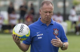 Durante o jogo treino contra o Red Bull esta tarde no CT Joaquim Grava, zona leste de São Paulo. O próximo jogo da equipe será dia 19/01, contra a Portuguesa, no estádio do Caninde, jogo válido pela primeira rodada do Campeonato Paulista 2014