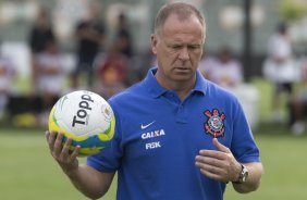 Durante o jogo treino contra o Red Bull esta tarde no CT Joaquim Grava, zona leste de So Paulo. O prximo jogo da equipe ser dia 19/01, contra a Portuguesa, no estdio do Caninde, jogo vlido pela primeira rodada do Campeonato Paulista 2014