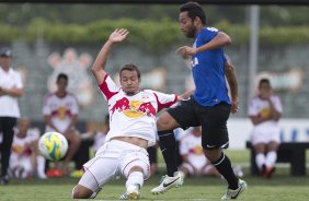 Durante o jogo treino contra o Red Bull esta tarde no CT Joaquim Grava, zona leste de São Paulo. O próximo jogo da equipe será dia 19/01, contra a Portuguesa, no estádio do Caninde, jogo válido pela primeira rodada do Campeonato Paulista 2014
