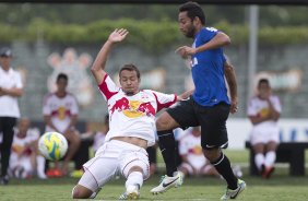 Durante o jogo treino contra o Red Bull esta tarde no CT Joaquim Grava, zona leste de So Paulo. O prximo jogo da equipe ser dia 19/01, contra a Portuguesa, no estdio do Caninde, jogo vlido pela primeira rodada do Campeonato Paulista 2014