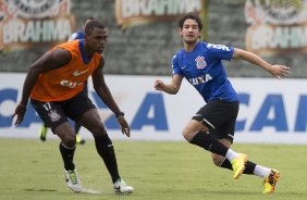 Durante o treino desta tarde no CT Joaquim Grava, zona leste de So Paulo. O prximo jogo da equipe ser amanh, sbado, dia 25/01, contra o So Bernardo, no estdio do Pacaembu, jogo vlido pela terceira rodada do Campeonato Paulista 2014