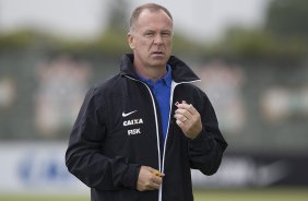 Durante o treino desta tarde no CT Joaquim Grava, zona leste de So Paulo. O prximo jogo da equipe ser amanh, sbado, dia 25/01, contra o So Bernardo, no estdio do Pacaembu, jogo vlido pela terceira rodada do Campeonato Paulista 2014