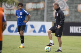 Durante o treino desta tarde no CT Joaquim Grava, zona leste de So Paulo. O prximo jogo da equipe ser amanh, sbado, dia 25/01, contra o So Bernardo, no estdio do Pacaembu, jogo vlido pela terceira rodada do Campeonato Paulista 2014