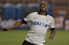 Durante a partida entre Corinthians x So Bernardo, realizada esta noite no estdio do Pacaembu, vlida pela 3 rodada do Campeonato Paulista de 2014