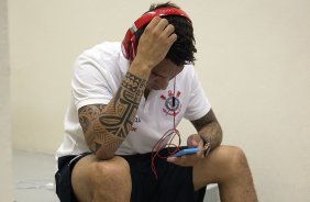 Nos vestiários antes da partida entre Corinthians x São Bernardo, realizada esta noite no estádio do Pacaembu, válida pela 3ª rodada do Campeonato Paulista de 2014