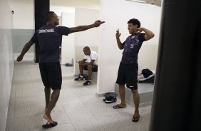 Nos vestiários antes da partida entre Corinthians x São Bernardo, realizada esta noite no estádio do Pacaembu, válida pela 3ª rodada do Campeonato Paulista de 2014