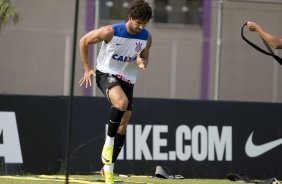 Durante o treino desta tarde no CT Joaquim Grava, zona leste de So Paulo. O prximo jogo da equipe ser domingo, contra a Ponte Preta, no estdio Moiss Lucarelli, em Campinas, jogo vlido pela quinta rodada do Campeonato Paulista 2014