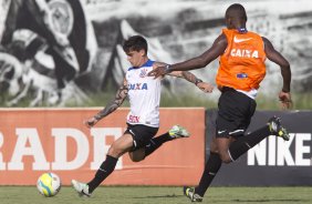 Durante o treino desta tarde no CT Joaquim Grava, zona leste de So Paulo. O prximo jogo da equipe ser domingo, contra a Ponte Preta, no estdio Moiss Lucarelli, em Campinas, jogo vlido pela quinta rodada do Campeonato Paulista 2014
