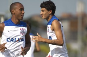 Durante o treino desta tarde no CT Joaquim Grava, zona leste de So Paulo. O prximo jogo da equipe ser domingo, contra a Ponte Preta, no estdio Moiss Lucarelli, em Campinas, jogo vlido pela quinta rodada do Campeonato Paulista 2014