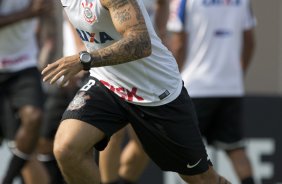 Durante o treino desta tarde no CT Joaquim Grava, zona leste de So Paulo. O prximo jogo da equipe ser domingo, contra a Ponte Preta, no estdio Moiss Lucarelli, em Campinas, jogo vlido pela quinta rodada do Campeonato Paulista 2014