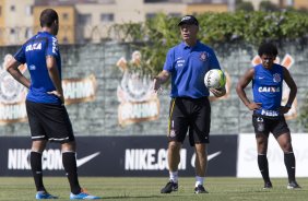 Durante o treino desta manh no CT Joaquim Grava, zona leste de So Paulo. O prximo jogo da equipe ser domingo, contra a Ponte Preta, no estdio Moiss Lucarelli, em Campinas, jogo vlido pela quinta rodada do Campeonato Paulista 2014