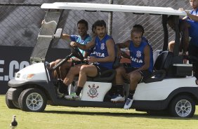 Durante o treino desta manh no CT Joaquim Grava, zona leste de So Paulo. O prximo jogo da equipe ser domingo, contra a Ponte Preta, no estdio Moiss Lucarelli, em Campinas, jogo vlido pela quinta rodada do Campeonato Paulista 2014