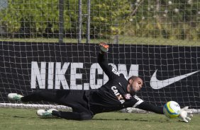 Durante o treino desta manh no CT Joaquim Grava, zona leste de So Paulo. O prximo jogo da equipe ser domingo, contra a Ponte Preta, no estdio Moiss Lucarelli, em Campinas, jogo vlido pela quinta rodada do Campeonato Paulista 2014