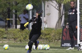 Durante o treino desta manh no CT Joaquim Grava, zona leste de So Paulo. O prximo jogo da equipe ser domingo, contra a Ponte Preta, no estdio Moiss Lucarelli, em Campinas, jogo vlido pela quinta rodada do Campeonato Paulista 2014