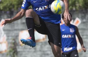 Durante o treino desta manh no CT Joaquim Grava, zona leste de So Paulo. O prximo jogo da equipe ser domingo, contra a Ponte Preta, no estdio Moiss Lucarelli, em Campinas, jogo vlido pela quinta rodada do Campeonato Paulista 2014