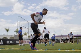 Durante o treino desta tarde no CT Joaquim Grava, zona leste de So Paulo. O prximo jogo da equipe ser amanh, dia 05/02, quarta-feira, contra o Bragantino, no estdio do Pacaembu, jogo vlido pela 6 rodada do Campeonato Paulista 2014