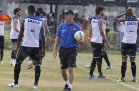 Durante o treino desta tarde no CT Joaquim Grava, zona leste de So Paulo. O prximo jogo da equipe ser amanh, dia 05/02, quarta-feira, contra o Bragantino, no estdio do Pacaembu, jogo vlido pela 6 rodada do Campeonato Paulista 2014