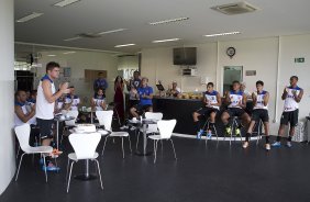 Durante o treino desta tarde no CT Joaquim Grava, zona leste de So Paulo. O prximo jogo da equipe ser amanh, dia 05/02, quarta-feira, contra o Bragantino, no estdio do Pacaembu, jogo vlido pela 6 rodada do Campeonato Paulista 2014