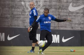 Durante o treino desta tarde no CT Joaquim Grava, zona leste de So Paulo. O prximo jogo da equipe ser amanh, dia 05/02, quarta-feira, contra o Bragantino, no estdio do Pacaembu, jogo vlido pela 6 rodada do Campeonato Paulista 2014