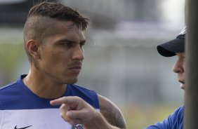 Durante o treino desta tarde no CT Joaquim Grava, zona leste de So Paulo. O prximo jogo da equipe ser amanh, dia 05/02, quarta-feira, contra o Bragantino, no estdio do Pacaembu, jogo vlido pela 6 rodada do Campeonato Paulista 2014