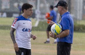 Durante o treino desta tarde no CT Joaquim Grava, zona leste de So Paulo. O prximo jogo da equipe ser amanh, dia 05/02, quarta-feira, contra o Bragantino, no estdio do Pacaembu, jogo vlido pela 6 rodada do Campeonato Paulista 2014
