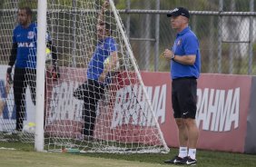 Durante o treino desta tarde no CT Joaquim Grava, zona leste de So Paulo. O prximo jogo da equipe ser amanh, dia 05/02, quarta-feira, contra o Bragantino, no estdio do Pacaembu, jogo vlido pela 6 rodada do Campeonato Paulista 2014