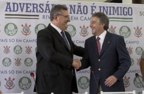 Os presidentes do Corinthians Mario Gobbi, e do Palmeiras, Paulo Nobre, acompanhados dos respectivos treinadores, Mano Menezes e Gilson Kleina, concedem entrevista coletiva no Salao Nobre do Pacaembu, esta manha. O prximo jogo da equipe ser dia 16/02, domingo, contra Palmeiras, no estdio do Pacaembu, vlido pela 8 rodada do Campeonato Paulista 2014