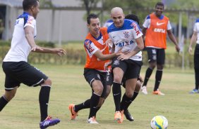 Durante o treino desta manh no CT Joaquim Grava, Parque Ecolgico do Tiete, zona leste da cidade. O prximo jogo da equipe ser amanh, dia 16/02, domingo, contra Palmeiras, no estdio do Pacaembu, vlido pela 8 rodada do Campeonato Paulista 2014