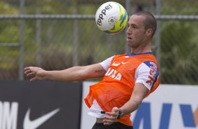 Durante o treino desta manh no CT Joaquim Grava, Parque Ecolgico do Tiete, zona leste da cidade. O prximo jogo da equipe ser amanh, dia 16/02, domingo, contra Palmeiras, no estdio do Pacaembu, vlido pela 8 rodada do Campeonato Paulista 2014