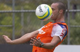 Durante o treino desta manh no CT Joaquim Grava, Parque Ecolgico do Tiete, zona leste da cidade. O prximo jogo da equipe ser amanh, dia 16/02, domingo, contra Palmeiras, no estdio do Pacaembu, vlido pela 8 rodada do Campeonato Paulista 2014