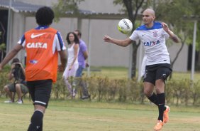 Durante o treino desta manh no CT Joaquim Grava, Parque Ecolgico do Tiete, zona leste da cidade. O prximo jogo da equipe ser amanh, dia 16/02, domingo, contra Palmeiras, no estdio do Pacaembu, vlido pela 8 rodada do Campeonato Paulista 2014