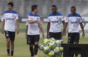 Durante o treino esta tarde no CT Joaquim Grava, Parque Ecolgico do Tiete, zona leste de So Paulo. O prximo jogo da equipe ser quarta-feira, dia 19/02, contra o Oeste de Itpolis, no estdio Benedito Teixeira, em Rio Preto, vlido pela 9 rodada do Campeonato Paulista 2014