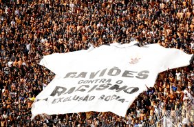 Torcida do Corinthians durante partida vlida pelo Paulista 09/03/2014 Rodrigo coca/Fotoena