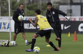 Durante o treino desta tarde no CT Joaquim Grava, Parque Ecolgico do Tiete, zona leste de So Paulo. O prximo jogo da equipe ser domingo, dia 16/03, contra a Penapolense, no estdio Tenente Carrio, vlido pela 14 rodada do Campeonato Paulista 2014