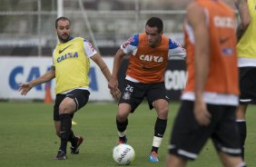 Durante o treino desta tarde no CT Joaquim Grava, Parque Ecolgico do Tiete, zona leste de So Paulo. O prximo jogo da equipe ser domingo, dia 16/03, contra a Penapolense, no estdio Tenente Carrio, vlido pela 14 rodada do Campeonato Paulista 2014