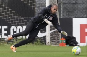 Durante o treino desta tarde no CT Joaquim Grava, Parque Ecolgico do Tiete, zona leste de So Paulo. O prximo jogo da equipe ser domingo, dia 16/03, contra a Penapolense, no estdio Tenente Carrio, vlido pela 14 rodada do Campeonato Paulista 2014