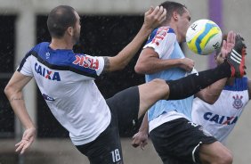 Durante o treino desta tarde no CT Joaquim Grava, Parque Ecolgico do Tiete, zona leste de So Paulo. O prximo jogo da equipe ser domingo, dia 16/03, contra a Penapolense, no estdio Tenente Carrio, vlido pela 14 rodada do Campeonato Paulista 2014