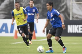 Durante o treino desta manh no CT Joaquim Grava, Parque Ecolgico do Tiete, zona leste de So Paulo. O prximo jogo da equipe ser domingo, dia 16/03, contra a Penapolense, no estdio Tenente Carrio, vlido pela 14 rodada do Campeonato Paulista 2014