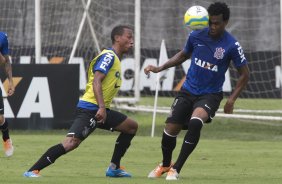 Durante o treino desta manh no CT Joaquim Grava, Parque Ecolgico do Tiete, zona leste de So Paulo. O prximo jogo da equipe ser domingo, dia 16/03, contra a Penapolense, no estdio Tenente Carrio, vlido pela 14 rodada do Campeonato Paulista 2014